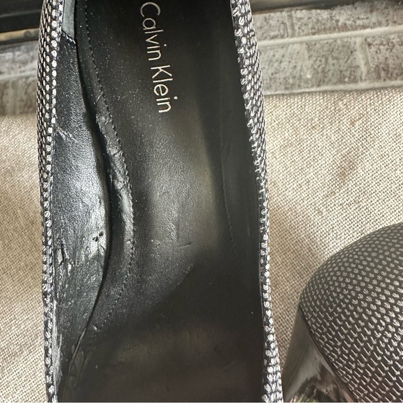 Calvin Klein Kendall Black Platform pumps Heels size 7 - Picture 8 of 12